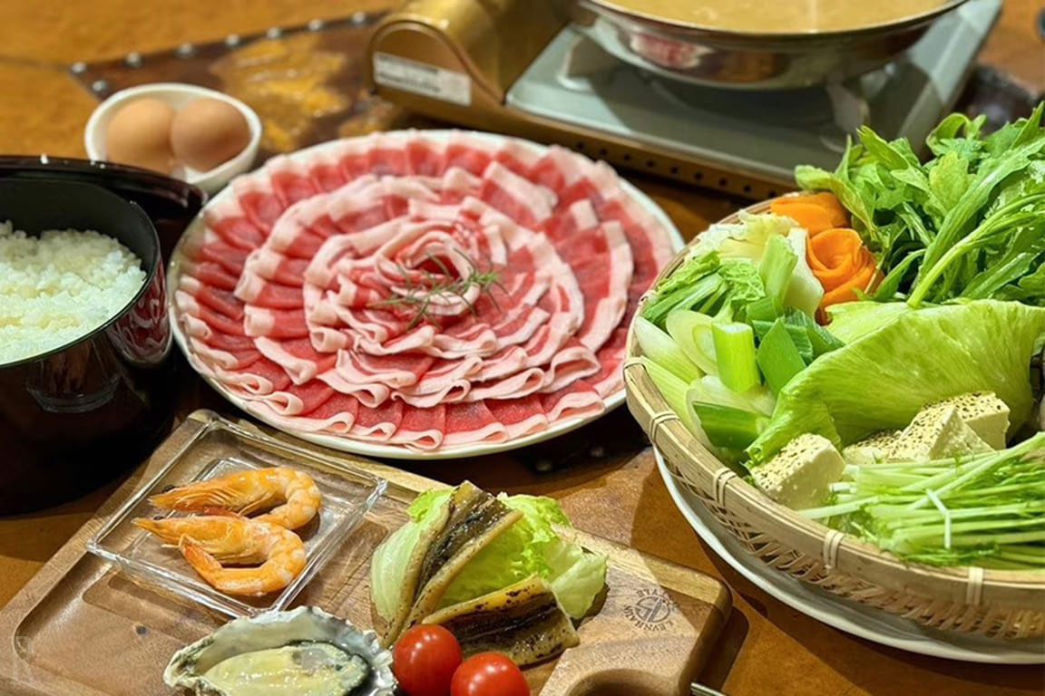 Hiroshima/Akiota's famous peony hotpot